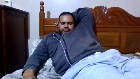Snapshot of benjamin_anderson chatting on 07.15.26 Anderson A Calculadora loves Isa 3 online show from 07.15.26