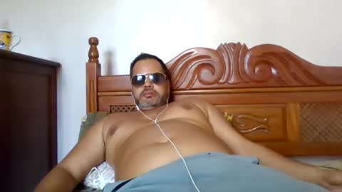 Snapshot of benjamin_anderson chatting on 07.23.26 Anderson A Calculadora loves Isa 3 online show from 07.23.26