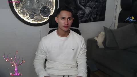 Snapshot of benjamincooperk1 chatting on 04.25.26 benjamincooperk online show from 04.25.26