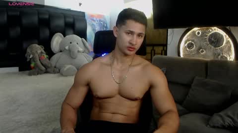 Snapshot of benjamincooperk1 chatting on 05.21.26 benjamincooperk online show from 05.21.26