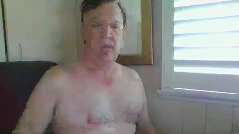 Snapshot of benjoid chatting on 11.19.25 benjoid online show from 11.19.25