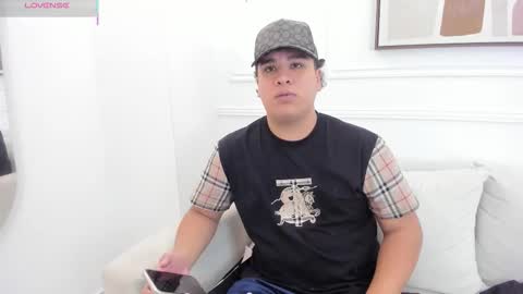 bennett_alejoo online show from 09.11.25