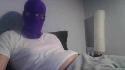 Snapshot of bennybueno chatting on 04.24.26 bennybueno online show from 04.24.26