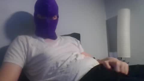 Snapshot of bennybueno chatting on 05.25.26 bennybueno online show from 05.25.26