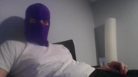 Snapshot of bennybueno chatting on 05.27.26 bennybueno online show from 05.27.26