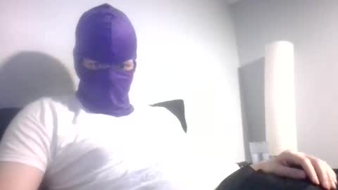 Snapshot of bennybueno chatting on 05.28.26 bennybueno online show from 05.28.26