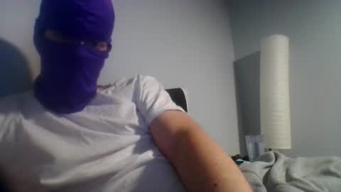 Snapshot of bennybueno chatting on 06.12.26 bennybueno online show from 06.12.26