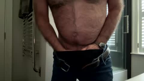 benz10001 online show from 02.21.25