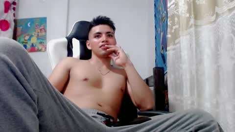 Snapshot of bergon30 chatting on 01.27.25 Bergon77 online show from 01.27.25