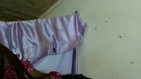 Snapshot of beriziky chatting on 04.12.26 beriziky online show from 04.12.26