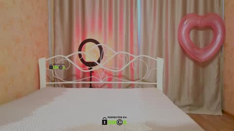 Snapshot of berkova_le chatting on 03.28.26 Berkova L online show from 03.28.26