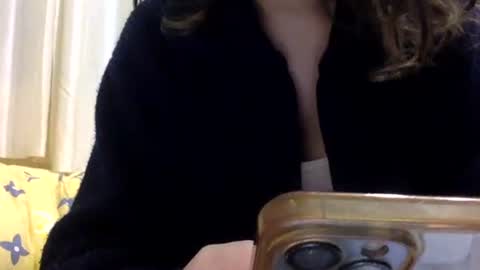 Snapshot of bermudatriangle12 chatting on 02.28.26 tixxie online show from 02.28.26