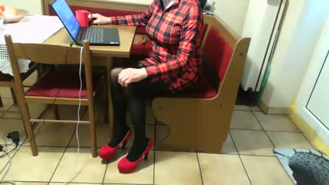 Snapshot of bernadetanylon chatting on 03.20.26 Bernadetanylon online show from 03.20.26