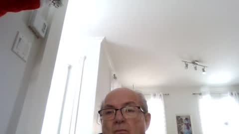 Snapshot of bernard1102 chatting on 01.06.25 bernard1102 online show from 01.06.25