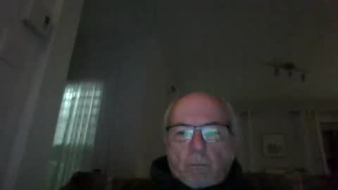 Snapshot of bernard1102 chatting on 03.10.25 bernard1102 online show from 03.10.25