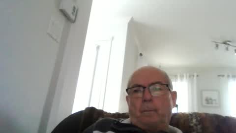 bernard1102 online show from 04.13.26