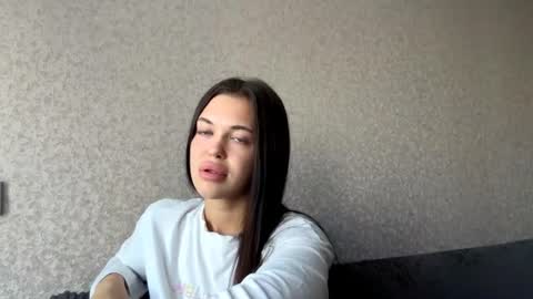 Snapshot of bernardinaluxton chatting on 06.19.26 Christie online show from 06.19.26