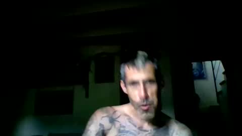 Snapshot of bernichaos77 chatting on 05.14.26 bernichaos77 online show from 05.14.26