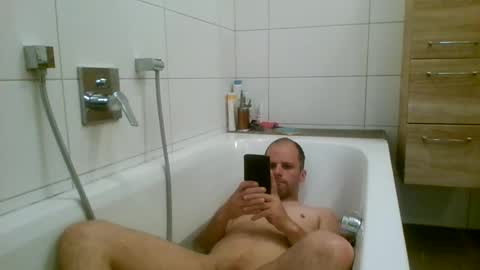 Snapshot of bernii1991 chatting on 05.31.26 bernii1991 online show from 05.31.26