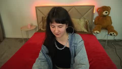 Violette online show from 05.18.26