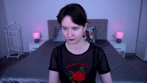 Violette online show from 06.09.26
