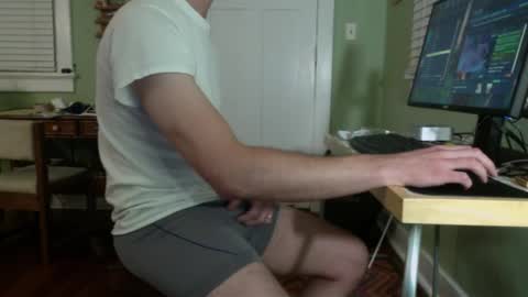 Snapshot of best_triam chatting on 02.06.25 best_triam online show from 02.06.25