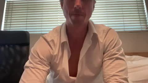 Snapshot of bestcoast35 chatting on 12.16.25 Bestcoast3579 online show from 12.16.25