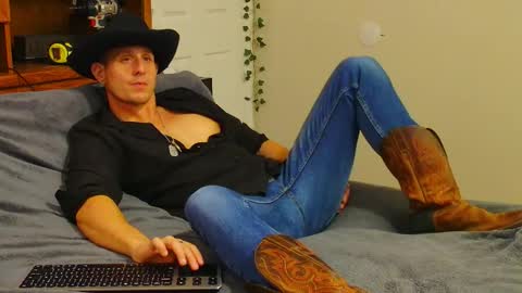 twitter zack1fisher online show from 12.20.25