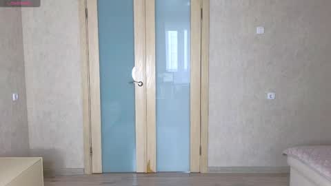 Snapshot of bestgirls2021 chatting on 03.10.25 Hellen and Natali online show from 03.10.25