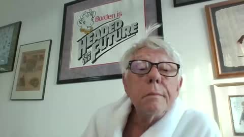 Snapshot of bestshot1951 chatting on 05.28.26 bestshot1951 online show from 05.28.26