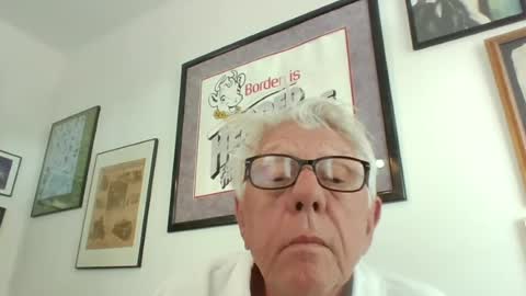 Snapshot of bestshot1951 chatting on 06.12.26 bestshot1951 online show from 06.12.26