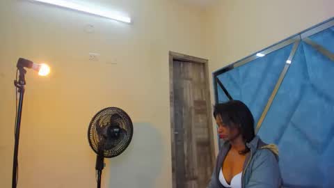 Snapshot of betany_grey chatting on 02.09.26 Betaby grey online show from 02.09.26