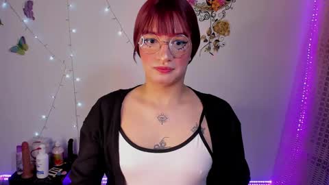 aleja   independent model online show from 12.05.24