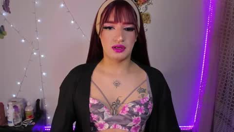 aleja   independent model online show from 12.06.24
