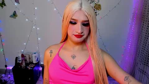 aleja   independent model online show from 01.08.25