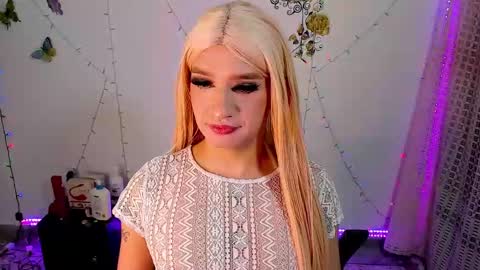 aleja   independent model online show from 01.10.25