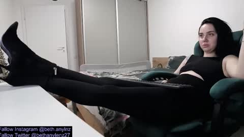 bethanylenz online show from 01.05.26