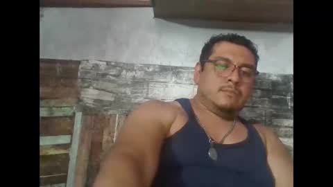 Snapshot of beto471292 chatting on 12.14.25 beto471292 online show from 12.14.25