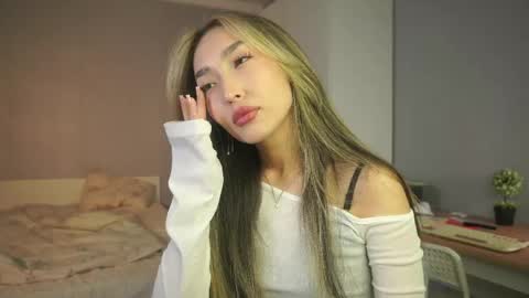 Ur Silly Lawyer Kira online show from 05.29.26