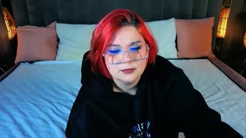 betttydark online show from 09.28.25