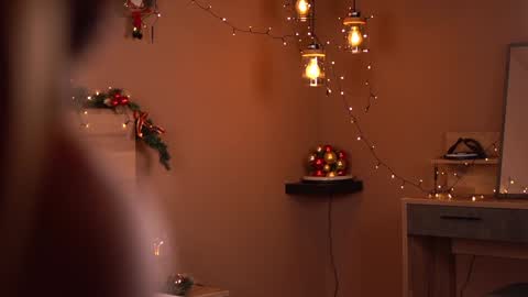 Snapshot of betty_boom18 chatting on 12.27.24 Bettys Room online show from 12.27.24
