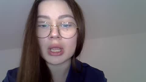 betty_poole online show from 12.20.24