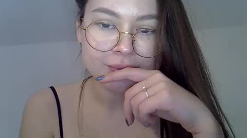 betty_poole online show from 12.20.24