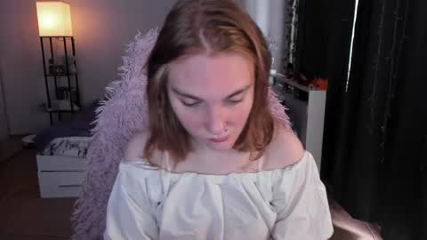 Snapshot of betty_witchy chatting on 04.20.26 Dory make me happier online show from 04.20.26