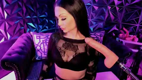 Snapshot of bettybishop chatting on 01.19.26 NatashaxoBangs online show from 01.19.26