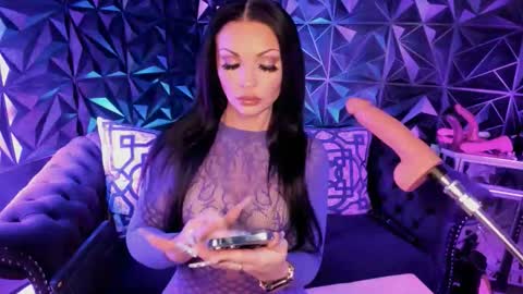 Snapshot of bettybishop chatting on 02.02.26 NatashaxoBangs online show from 02.02.26