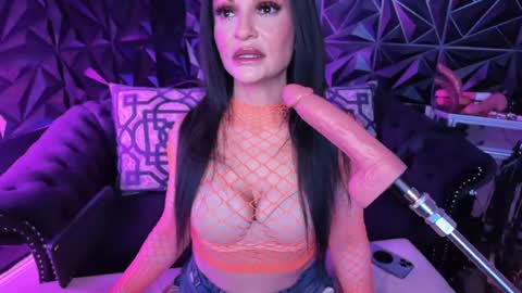 NatashaxoBangs online show from 06.15.26