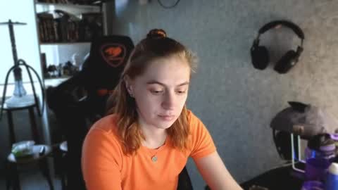 Snapshot of beverly_yay chatting on 05.14.26 beverly_yay online show from 05.14.26