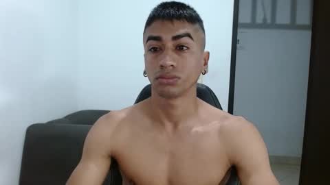 Snapshot of bfernando_05 chatting on 12.03.24 BAYRON online show from 12.03.24