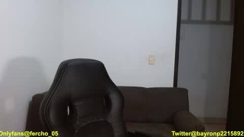 Snapshot of bfernando_05 chatting on 01.15.25 BAYRON online show from 01.15.25